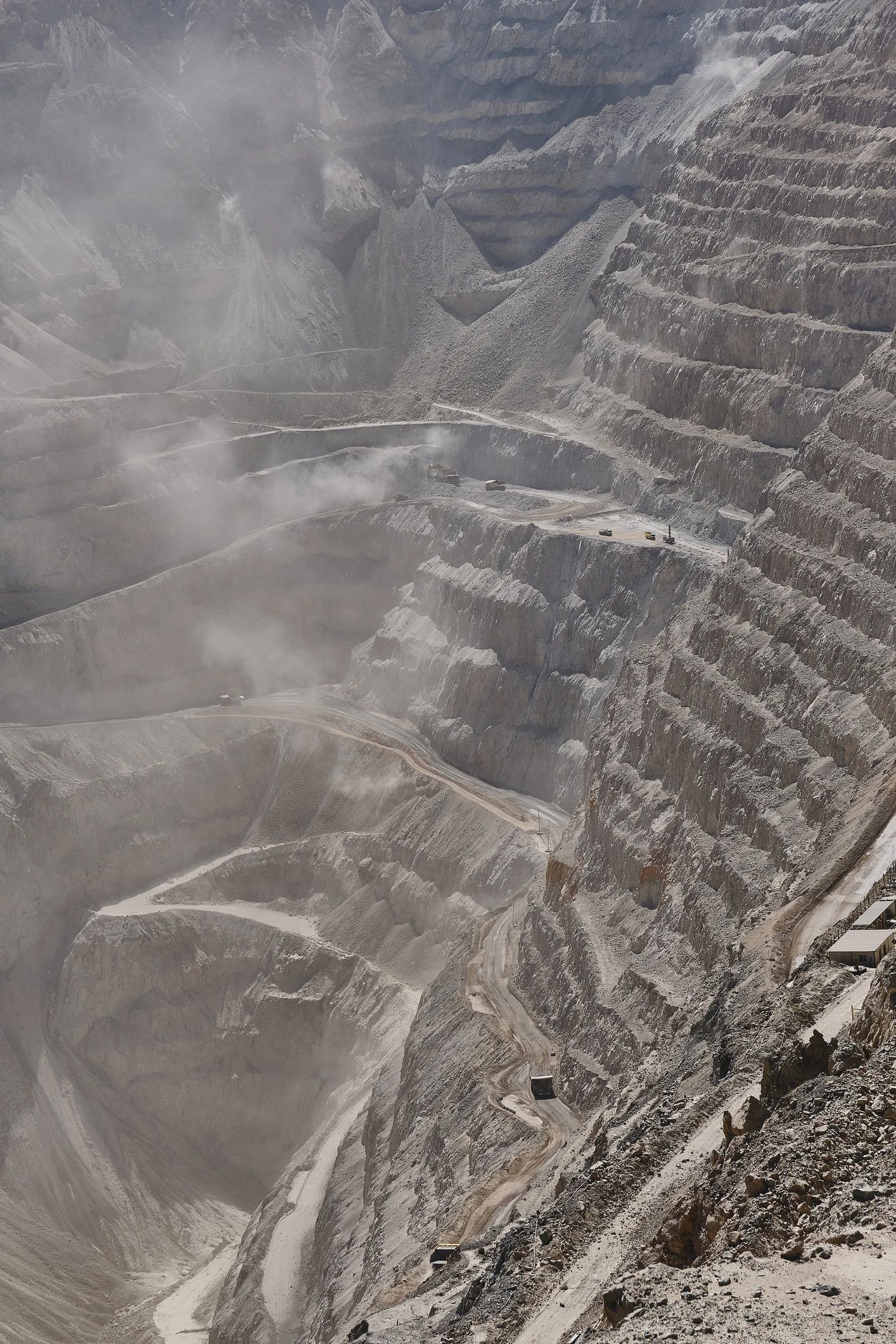Mining rail earthworks